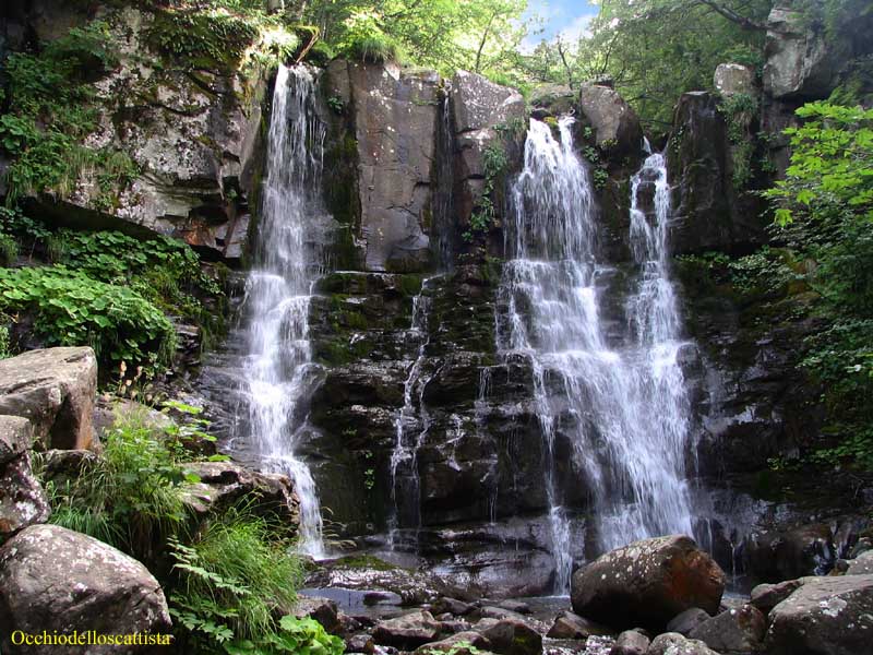  Image name: 03-cascate del dardagna.jpg 
 width: 800 pixel 
 height: 600 pixel 
 Size: 114279 bytes 
 Click to enlarge 